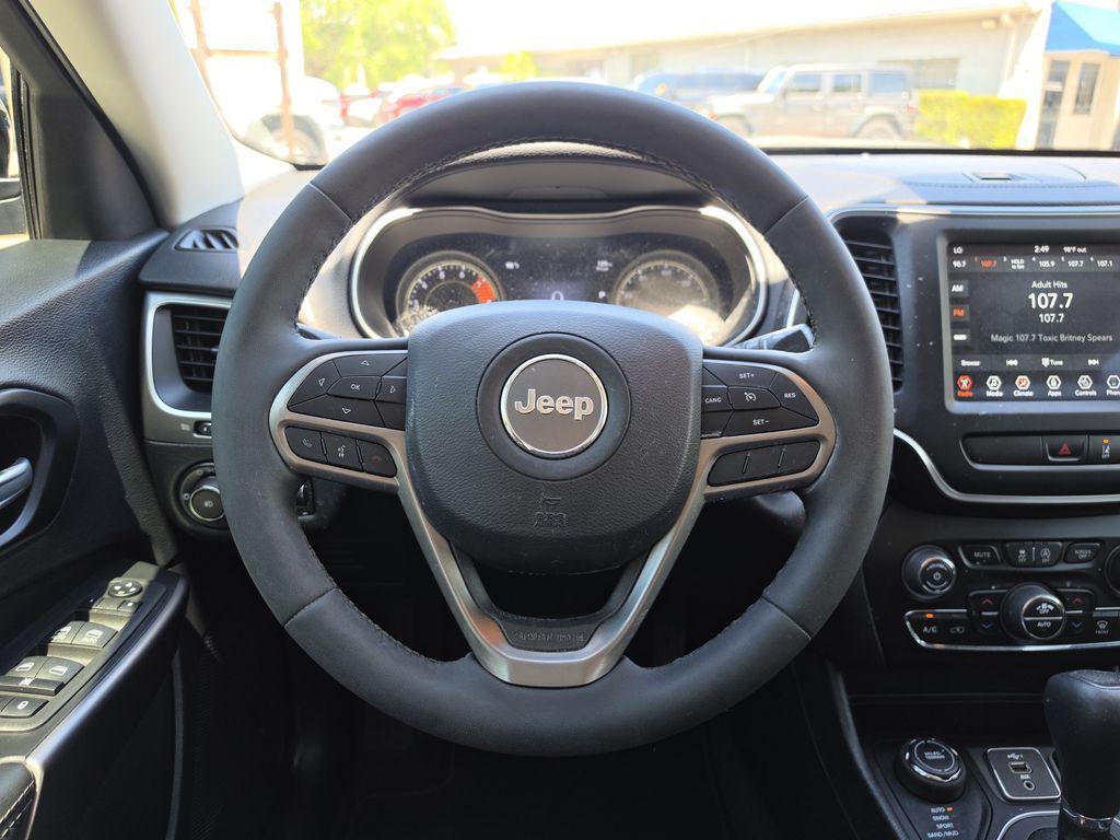 used 2022 Jeep Cherokee car, priced at $23,991