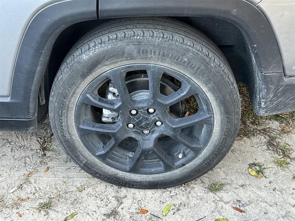 used 2022 Jeep Compass car, priced at $19,991