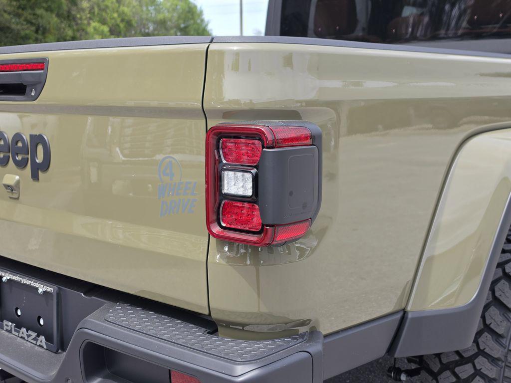new 2026 Jeep Gladiator car, priced at $47,361