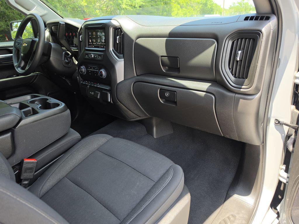 used 2025 Chevrolet Silverado 1500 car, priced at $42,991