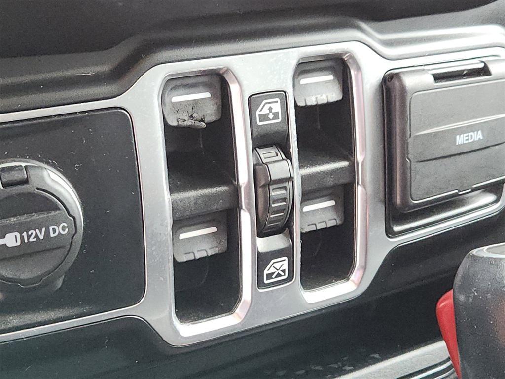 used 2021 Jeep Wrangler Unlimited car, priced at $28,991