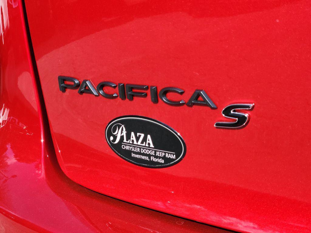 new 2026 Chrysler Pacifica car, priced at $43,468