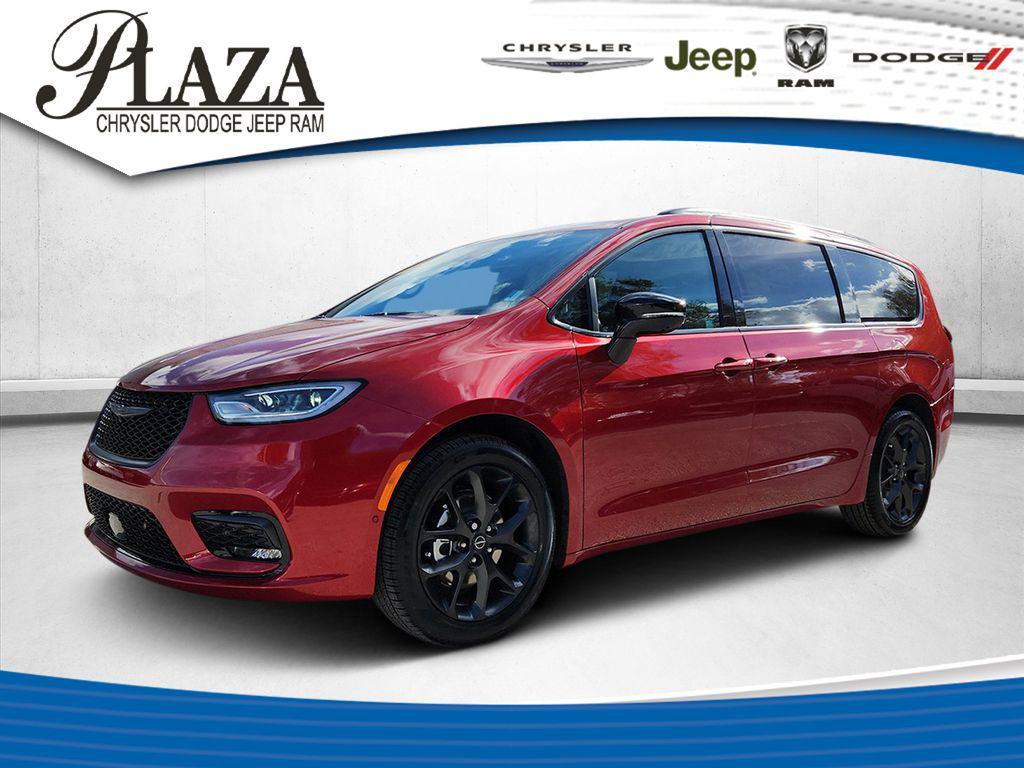 new 2026 Chrysler Pacifica car, priced at $43,468