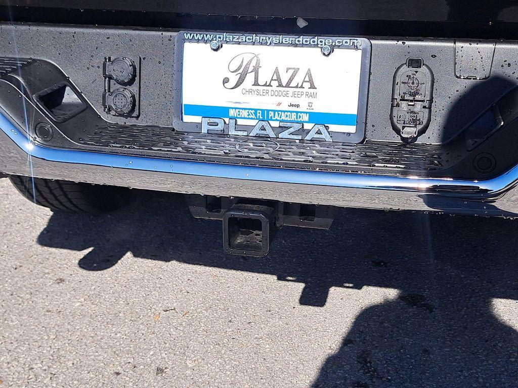 new 2025 Ram 1500 car, priced at $61,634