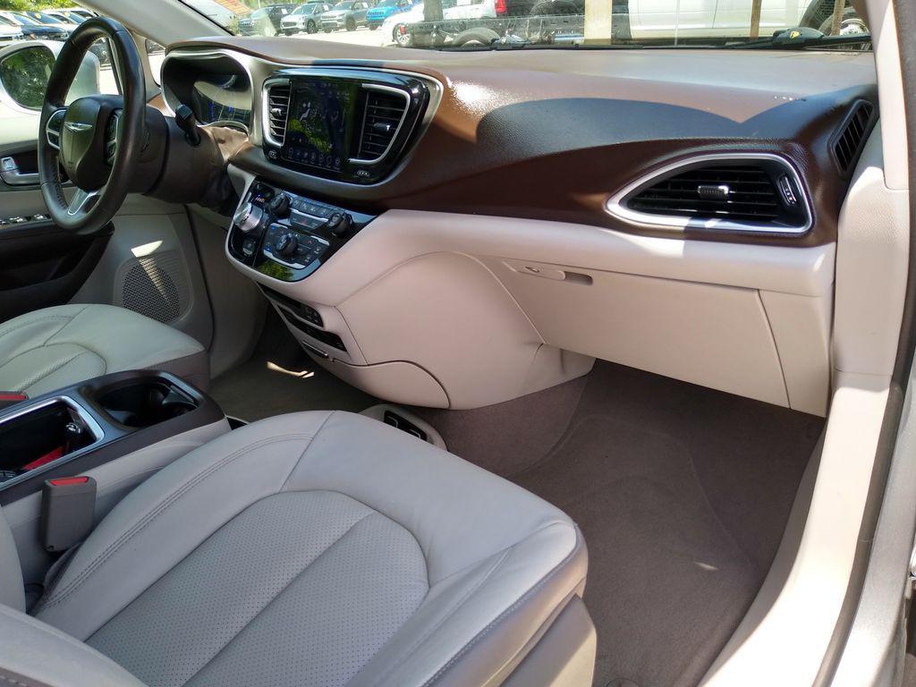 used 2019 Chrysler Pacifica car, priced at $18,991