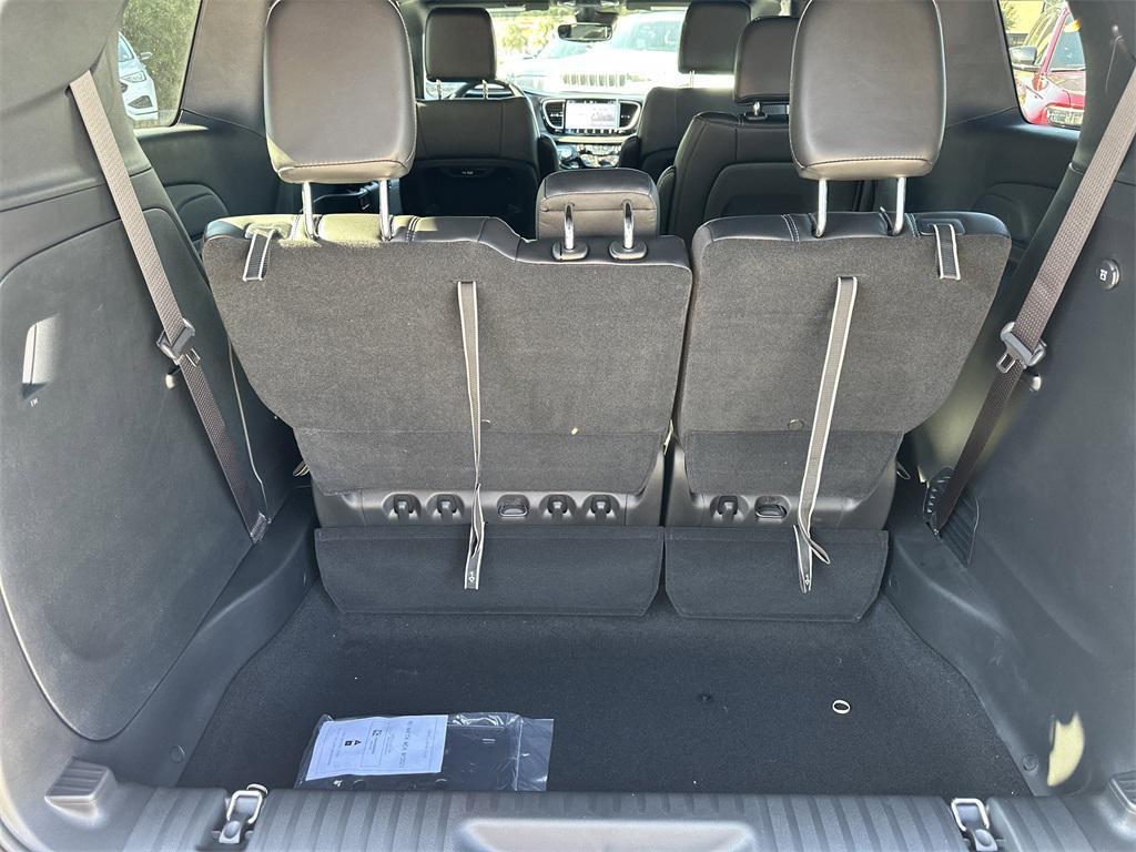 new 2026 Chrysler Pacifica car, priced at $39,323