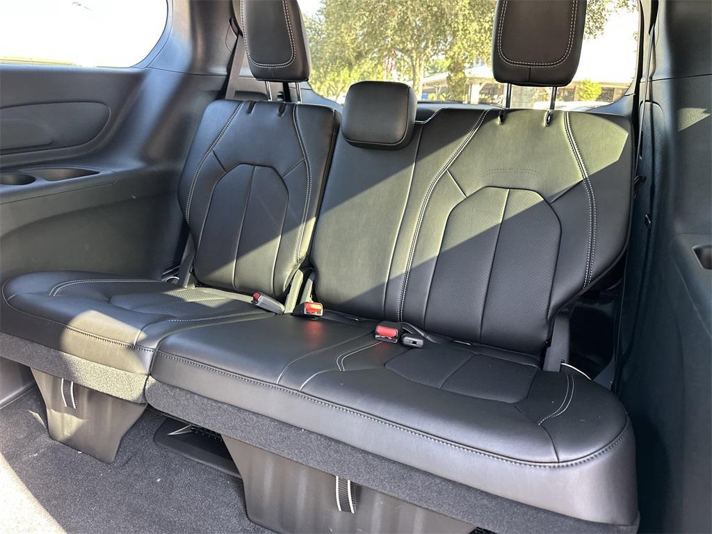 new 2026 Chrysler Pacifica car, priced at $39,323