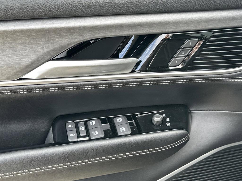 new 2025 Jeep Wagoneer L car, priced at $79,425