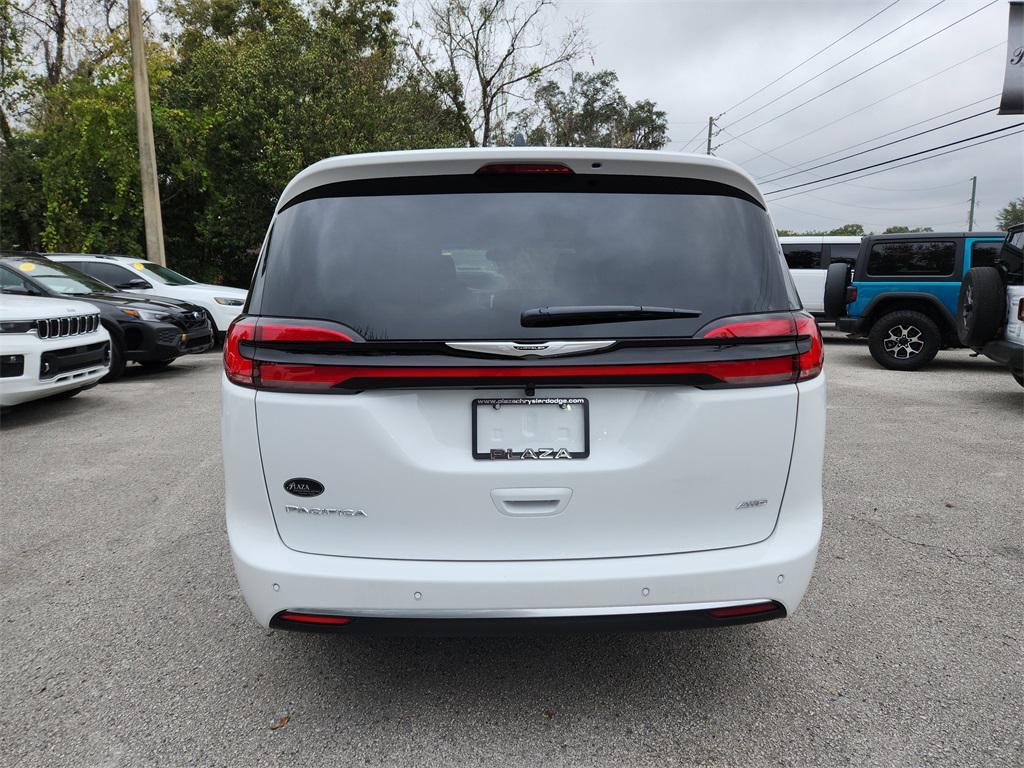 new 2026 Chrysler Pacifica car, priced at $53,772