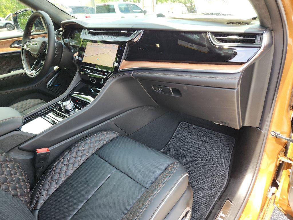 new 2026 Jeep Grand Cherokee L car, priced at $62,905