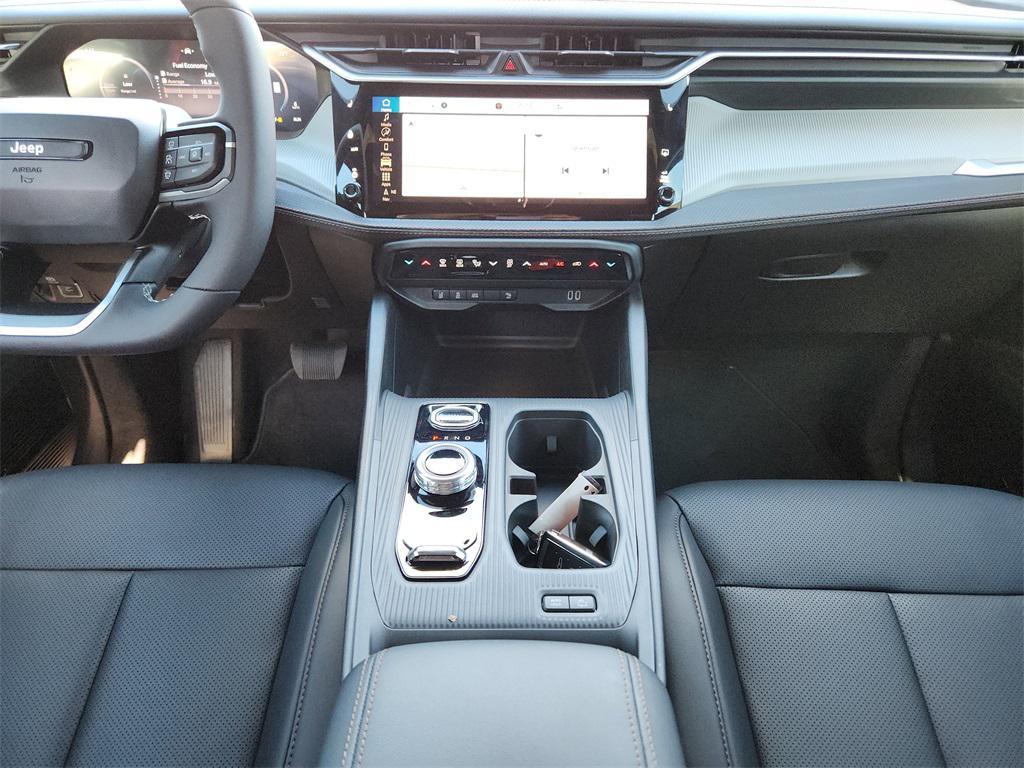 new 2026 Jeep Cherokee car, priced at $40,836