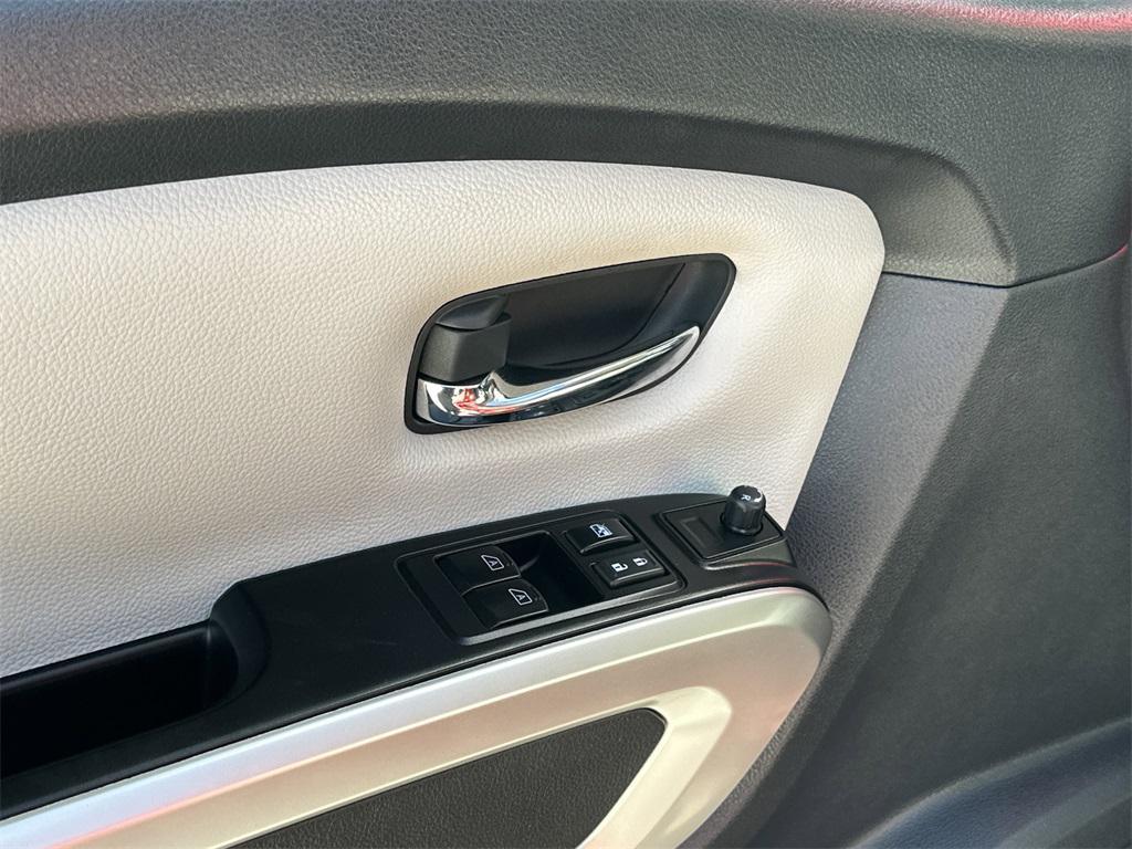used 2023 Nissan Titan car, priced at $35,991