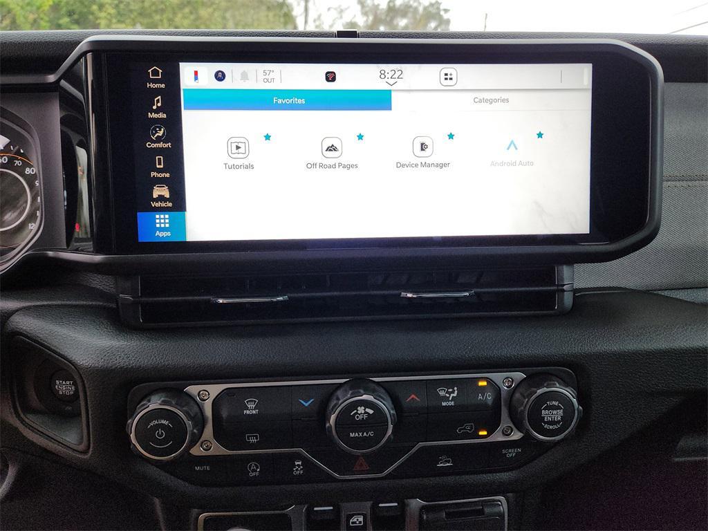 new 2026 Jeep Gladiator car, priced at $44,213