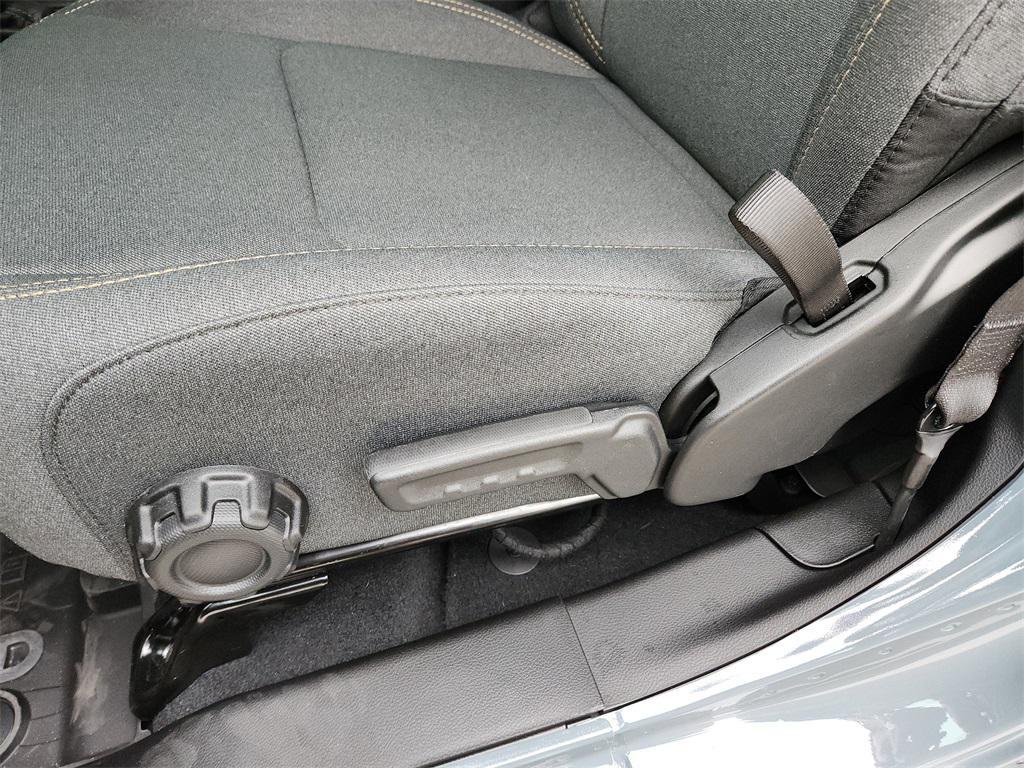 new 2026 Jeep Gladiator car, priced at $44,213