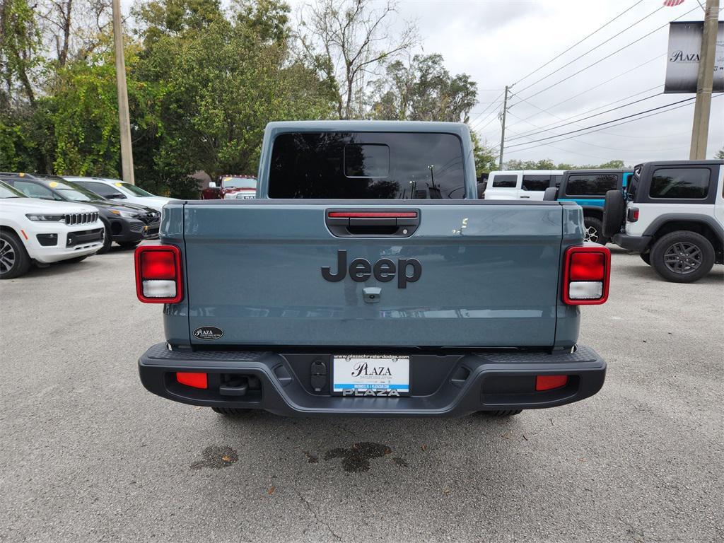 new 2026 Jeep Gladiator car, priced at $44,213