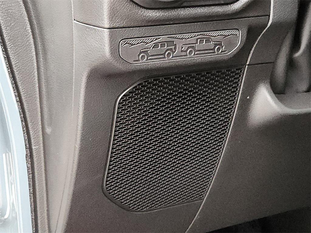 new 2026 Jeep Gladiator car, priced at $44,213