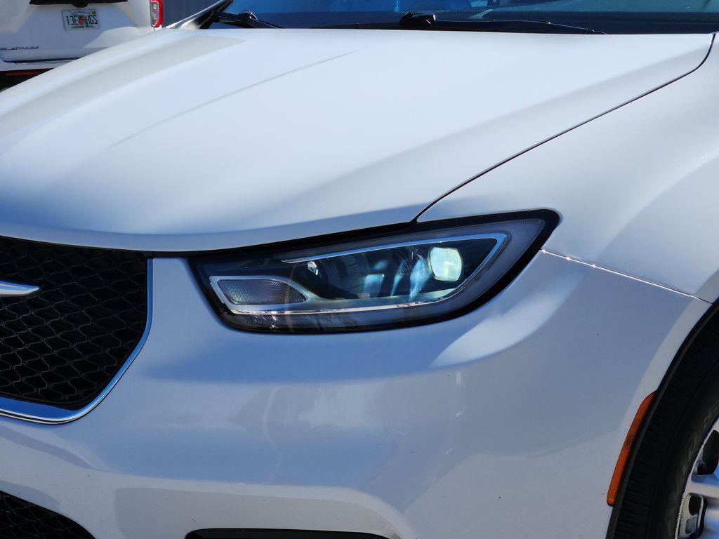 used 2024 Chrysler Pacifica car, priced at $27,991