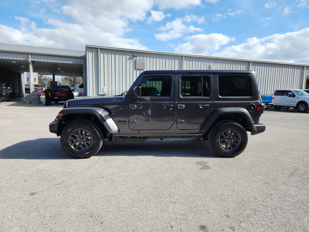 new 2026 Jeep Wrangler car, priced at $45,026