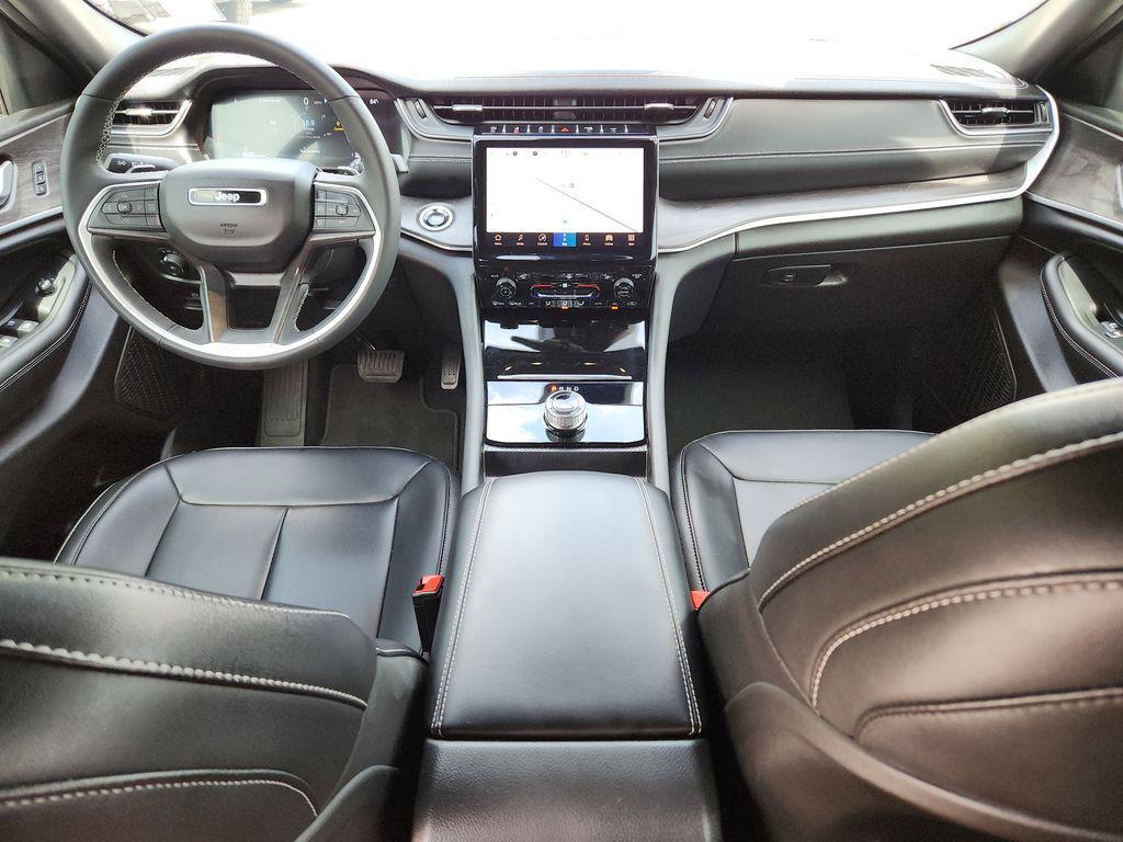 used 2025 Jeep Grand Cherokee car, priced at $36,491