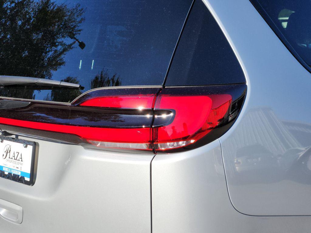 new 2026 Chrysler Pacifica car, priced at $43,468