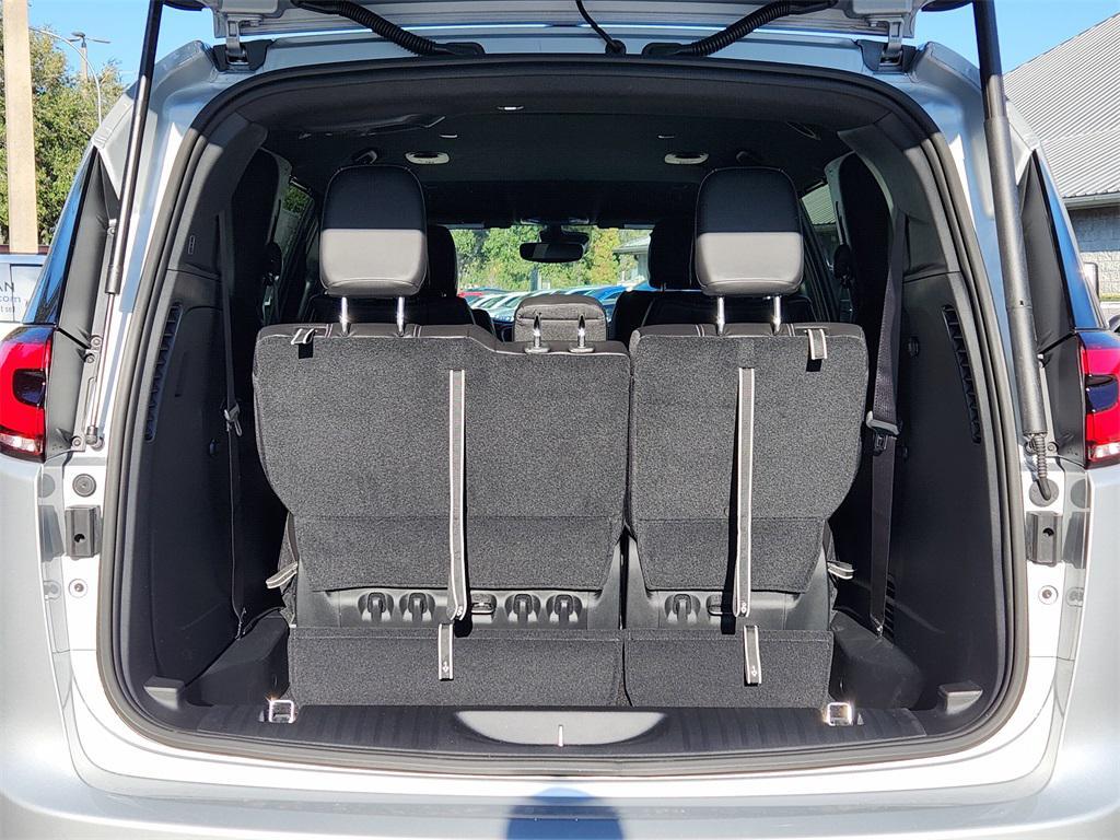 new 2026 Chrysler Pacifica car, priced at $43,968