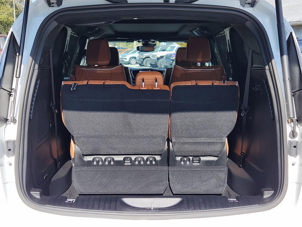 used 2024 Chrysler Pacifica car, priced at $43,991