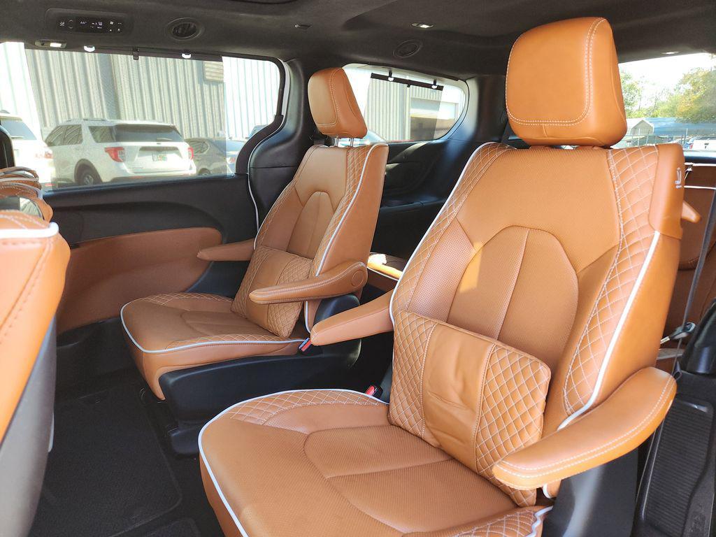 used 2024 Chrysler Pacifica car, priced at $43,991