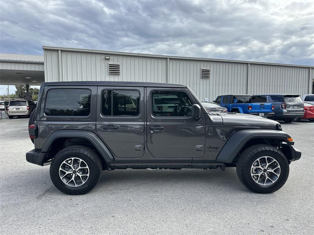 new 2026 Jeep Wrangler car, priced at $50,267