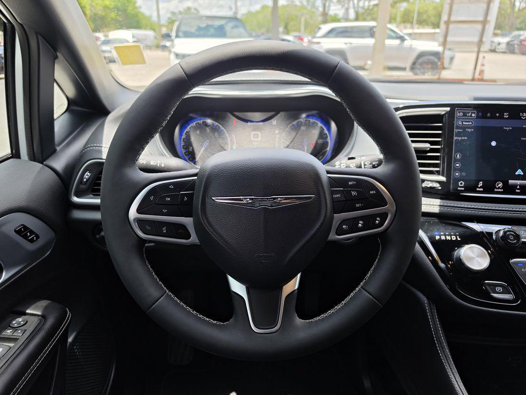 used 2026 Chrysler Pacifica car, priced at $43,991
