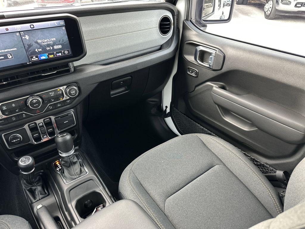 new 2026 Jeep Wrangler car, priced at $48,827