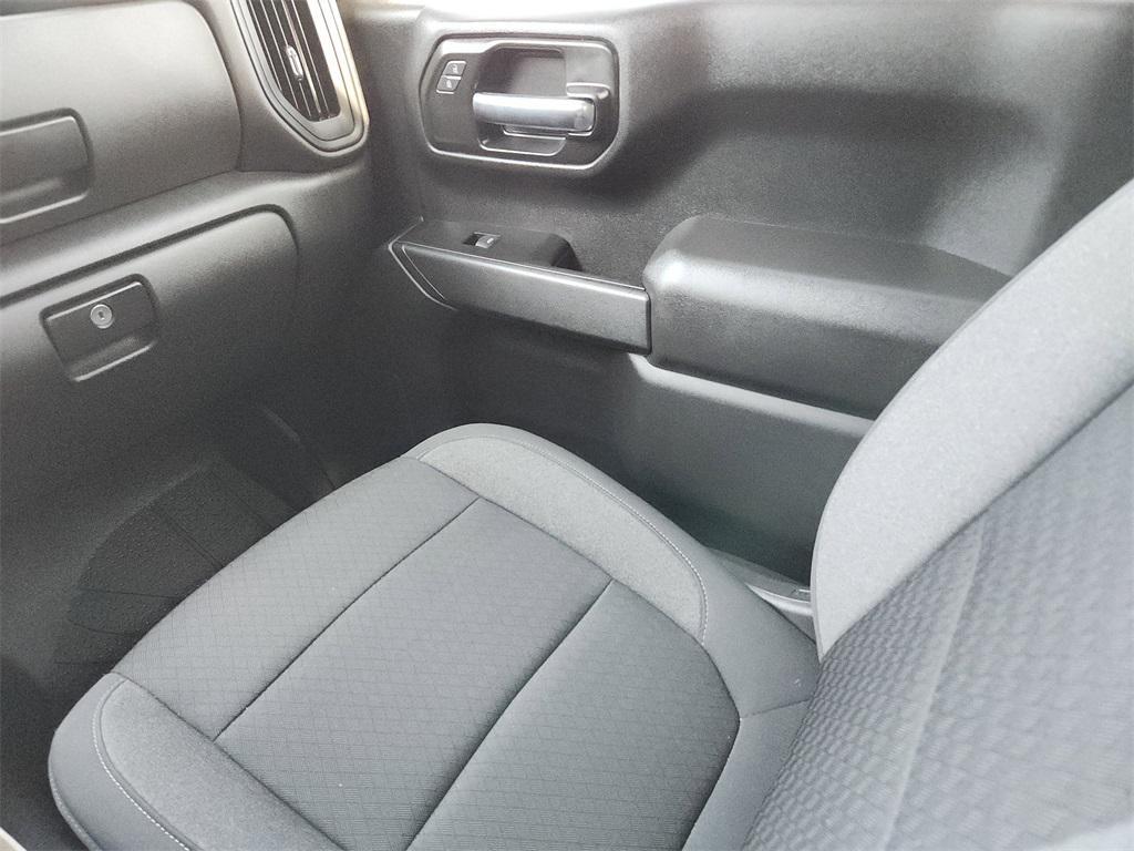 used 2022 Chevrolet Silverado 1500 car, priced at $31,991