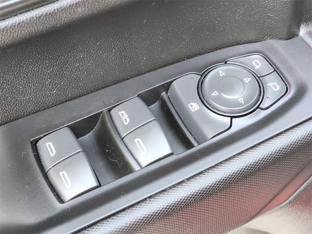 used 2022 Chevrolet Silverado 1500 car, priced at $31,991