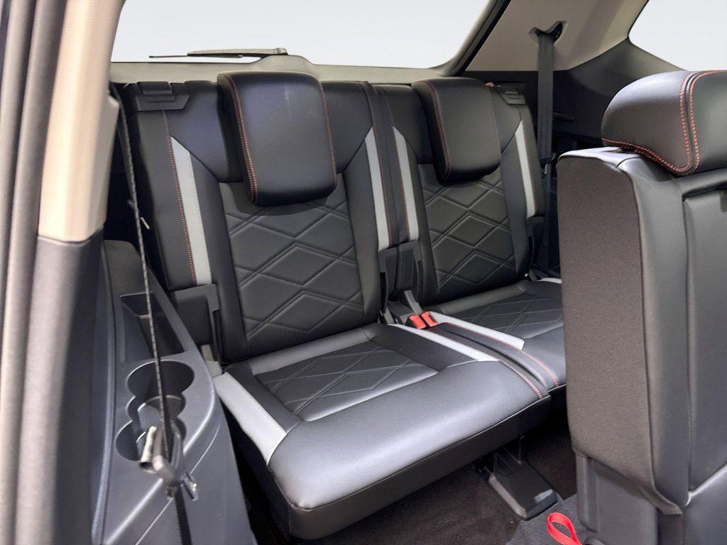 used 2024 Volkswagen Atlas car, priced at $40,399