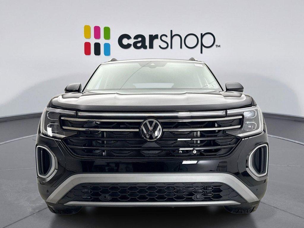 used 2024 Volkswagen Atlas car, priced at $40,399