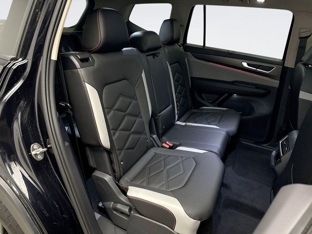 used 2024 Volkswagen Atlas car, priced at $40,399