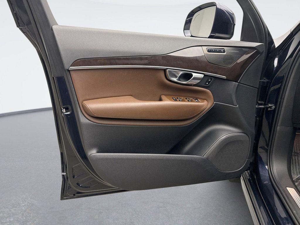 used 2019 Volvo XC90 car, priced at $21,449