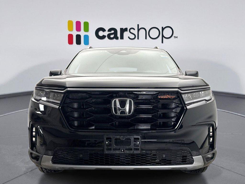 used 2025 Honda Pilot car, priced at $45,000