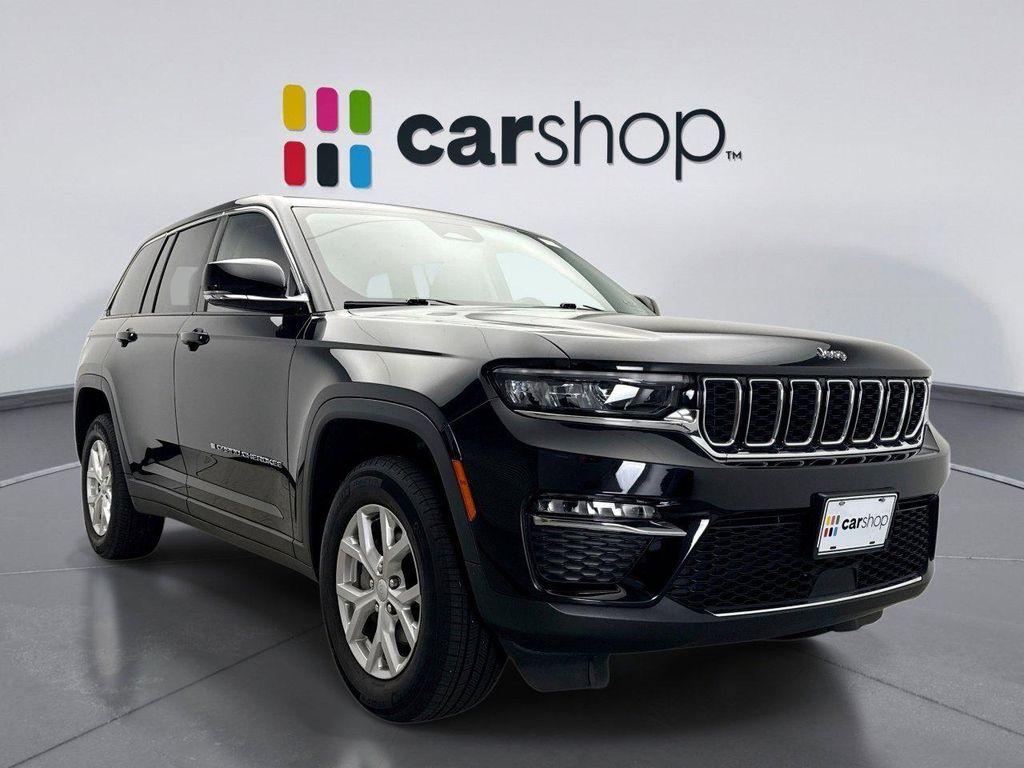 used 2023 Jeep Grand Cherokee car, priced at $28,897