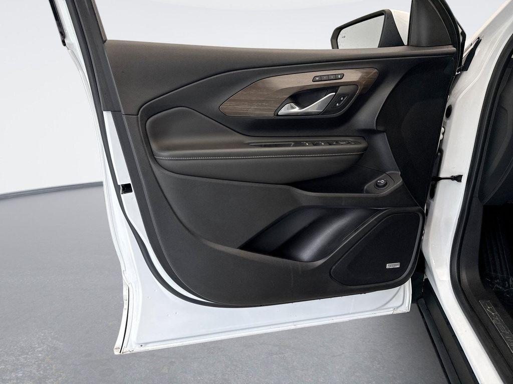 used 2023 GMC Terrain car, priced at $28,588
