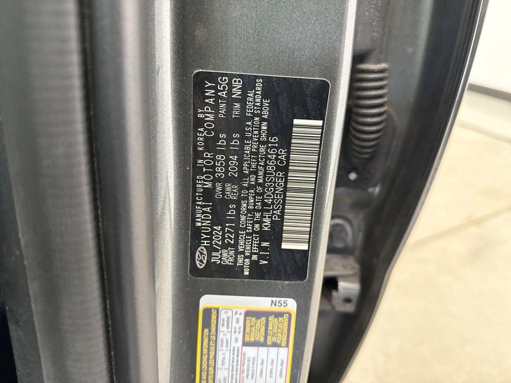 used 2025 Hyundai Elantra car, priced at $20,200