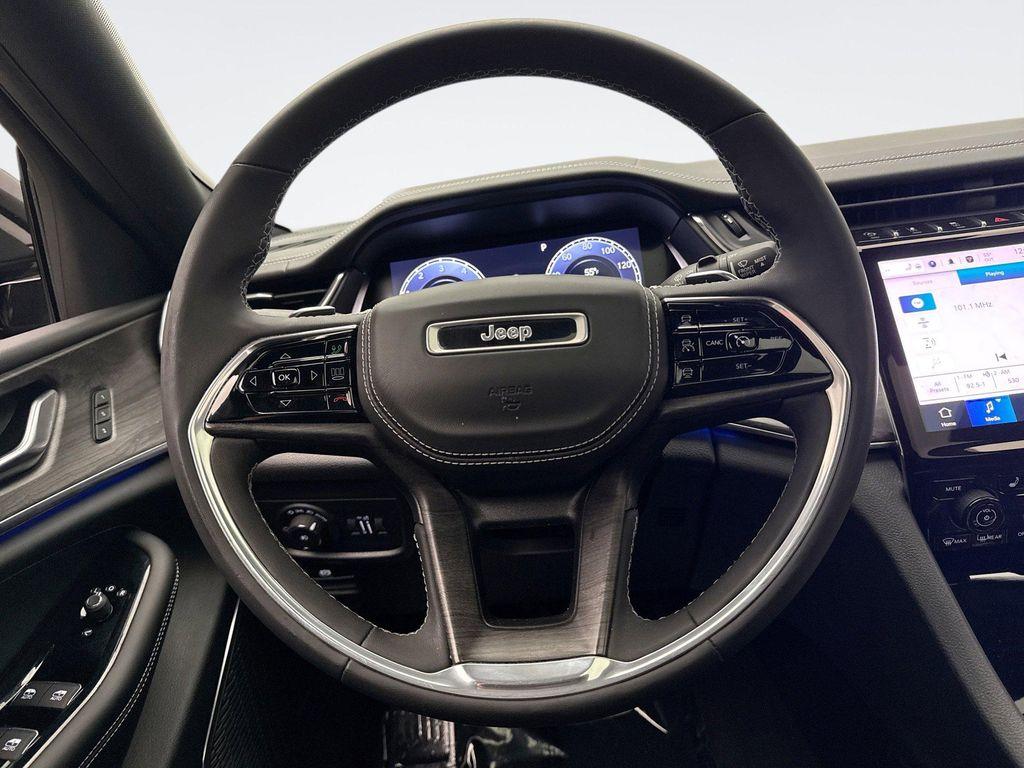 used 2023 Jeep Grand Cherokee L car, priced at $33,098