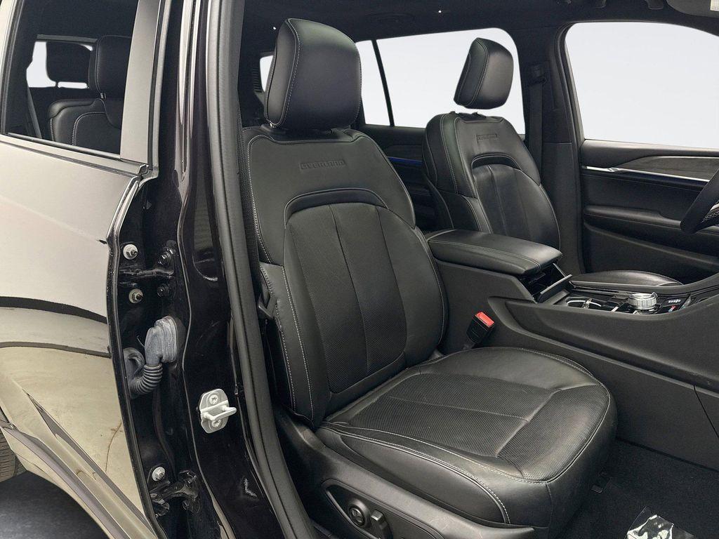used 2023 Jeep Grand Cherokee L car, priced at $33,098