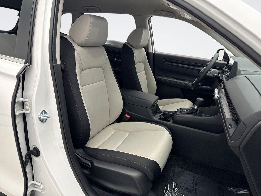 used 2025 Honda CR-V car, priced at $31,299