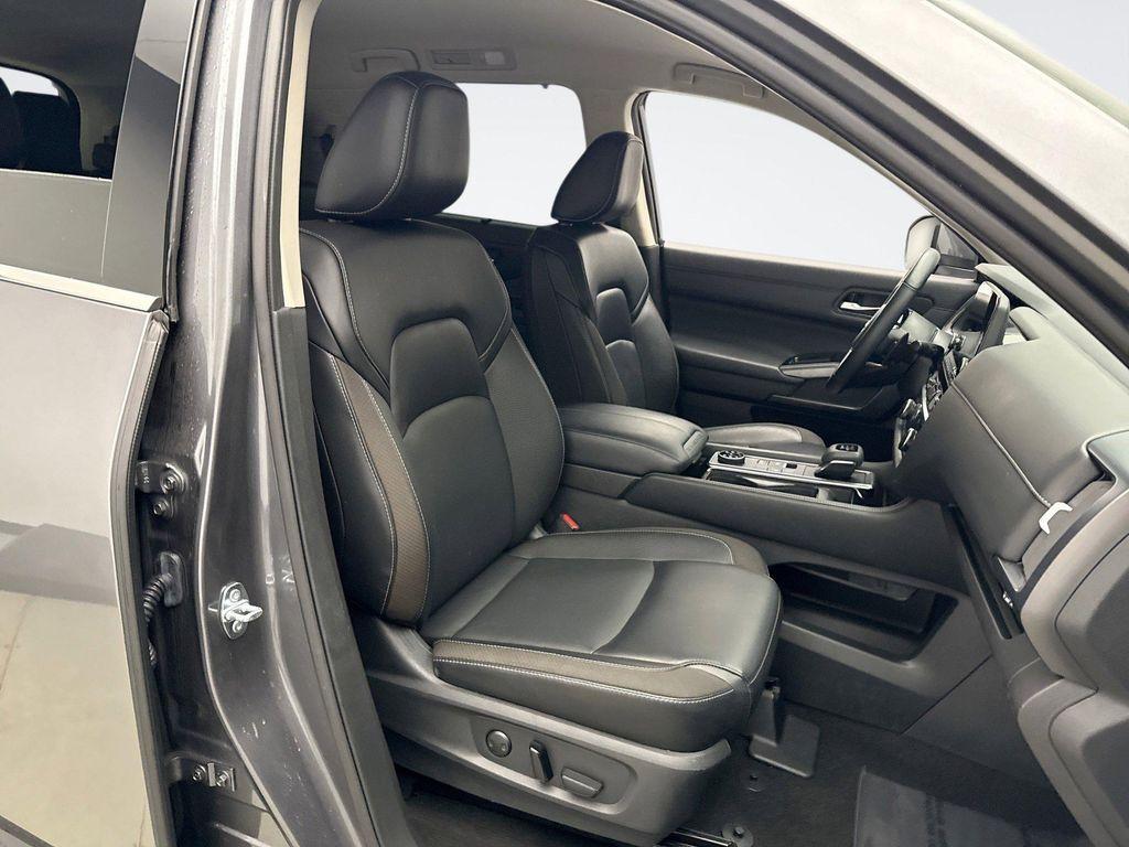 used 2023 Nissan Pathfinder car, priced at $34,599