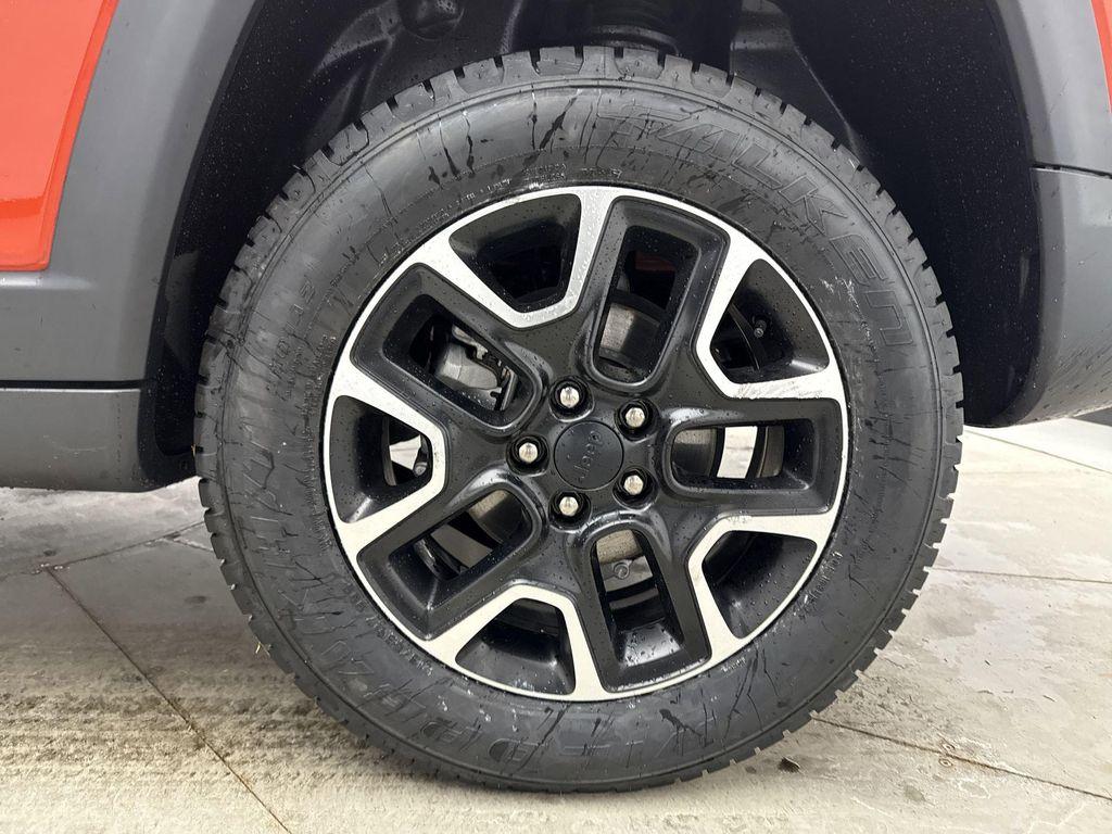 used 2021 Jeep Compass car, priced at $20,949