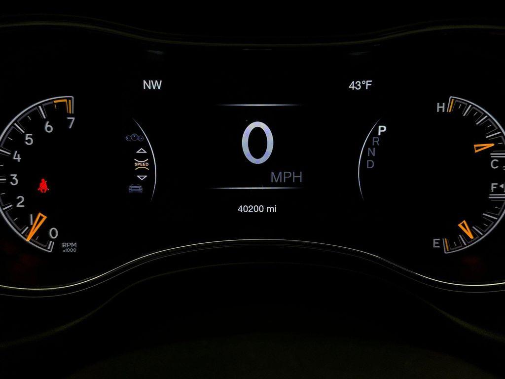 used 2021 Jeep Grand Cherokee car, priced at $25,098