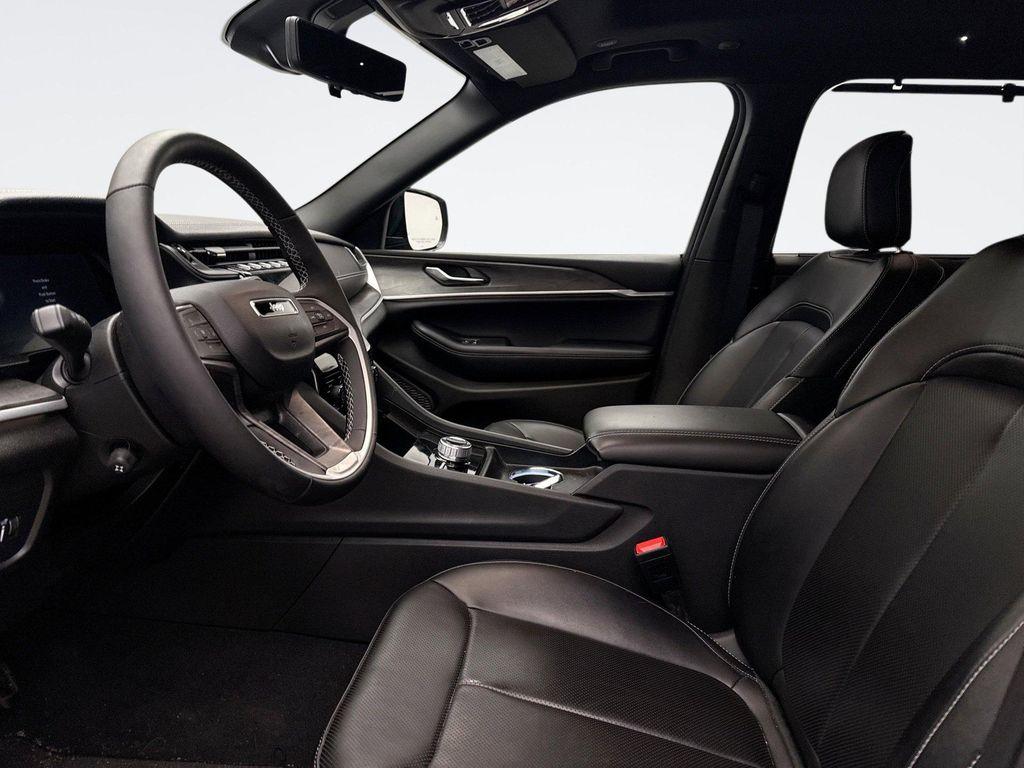 used 2024 Jeep Grand Cherokee L car, priced at $37,600