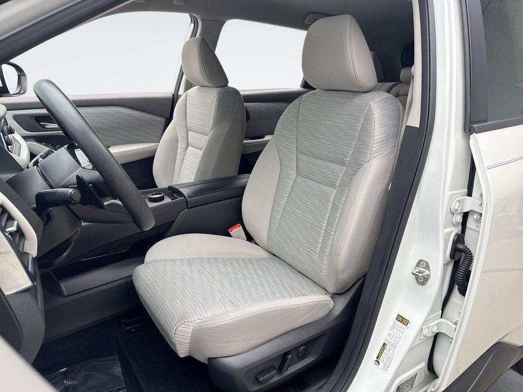 used 2023 Nissan Rogue car, priced at $22,599