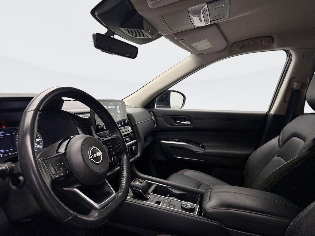 used 2023 Nissan Pathfinder car, priced at $31,999