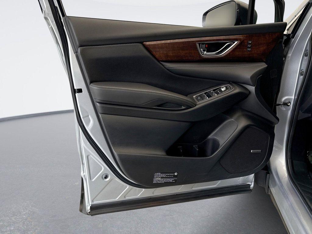 used 2025 Subaru Ascent car, priced at $42,498